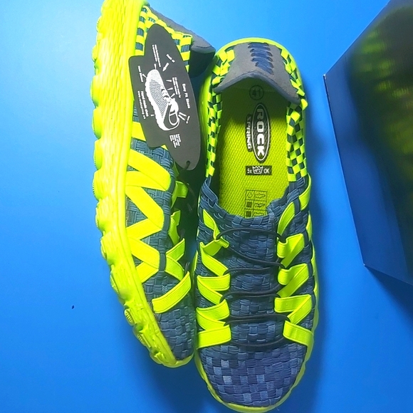 ROCK SPRING - Picture 4 of 4